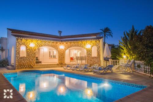 Casas de Torrat Villa | Villa Soleada by Abahana Villas