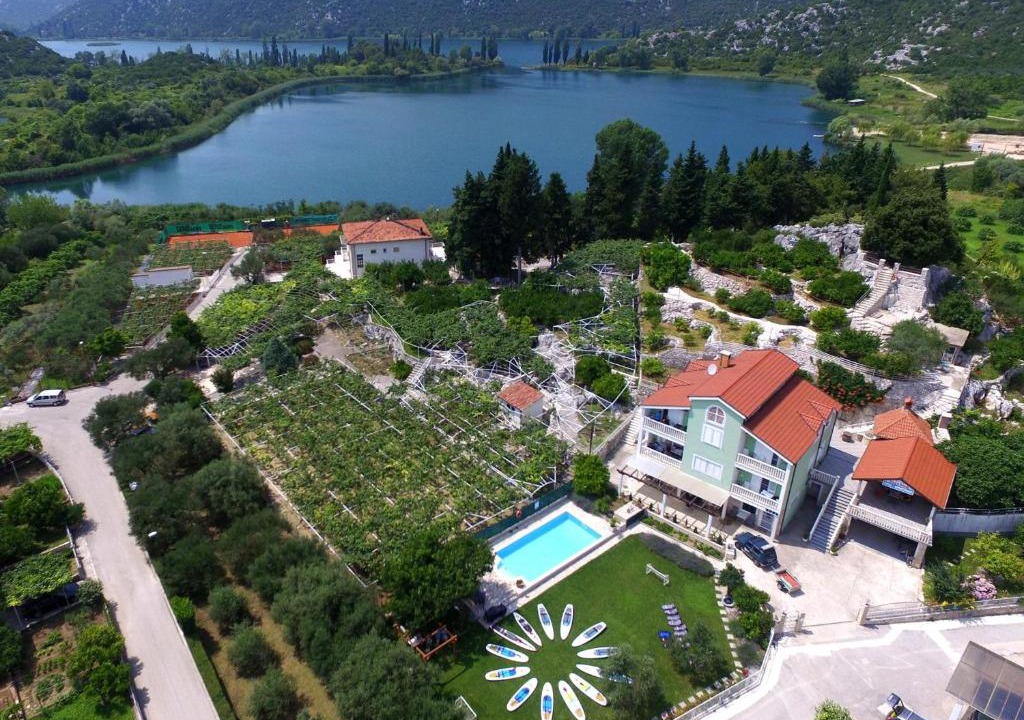Peracko Blato Apartment | Villa Solo Luxury family app in Nature park