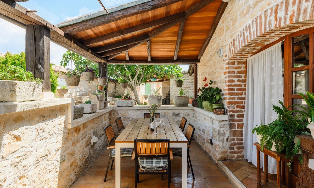 Baderna Cottage | Villa Suna with private pool in Istrien