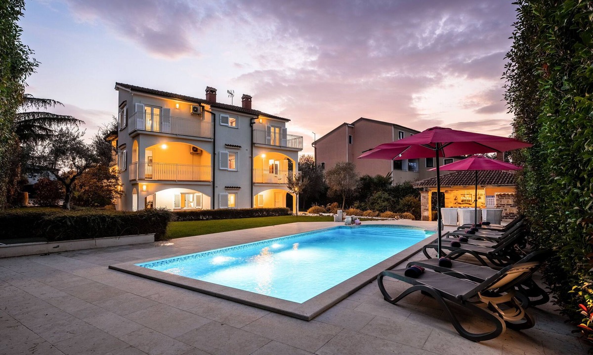 Gulici House | Villa Sunset Garden (94908-K1) - Porec