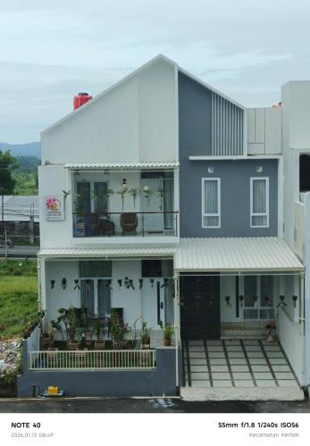Sei Pinang Villa | Villa Syariah Vita Orchids