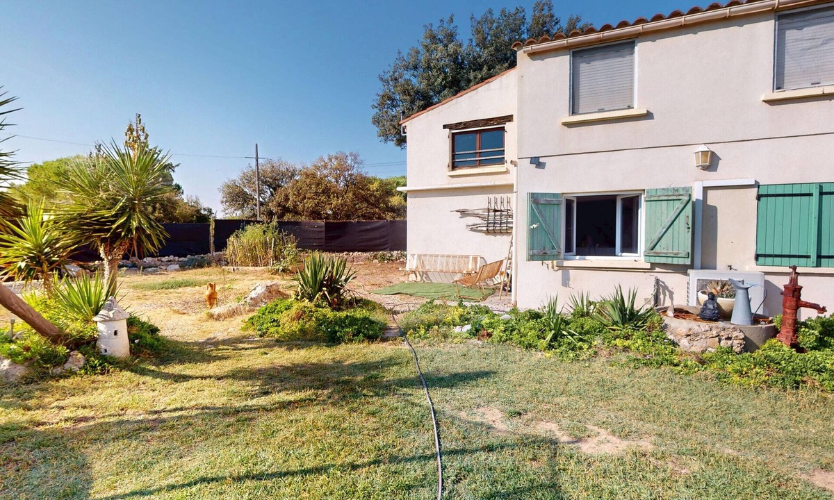 Vic-la-Gardiole Villa | Villa T4 with private garden in Vic-la-Gardiole, for 7 people