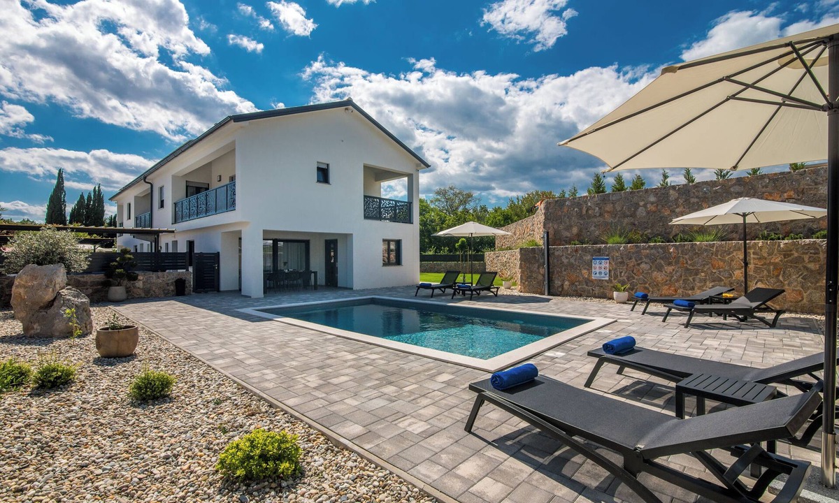 Kornic Villa | Villa Taralis with heated pool (Kvarner - Kornić)