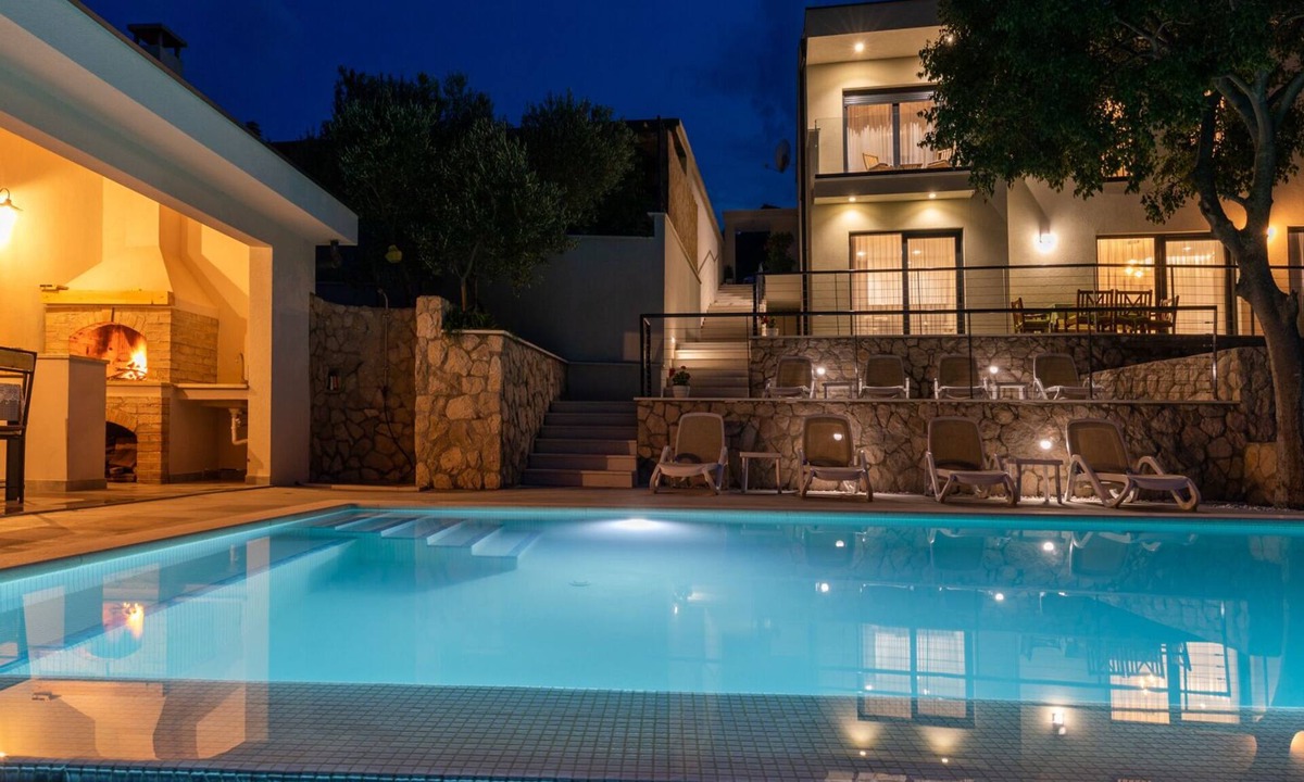Kremena Villa | Villa Tea - Kremena by Villas Guide