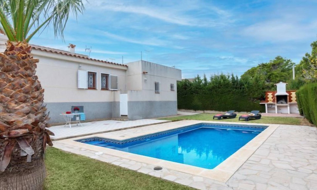 Calafat House | Villa Tello by Interhome