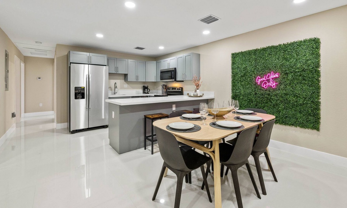 Liberty City House | Villa Terra | Miami Wynwood