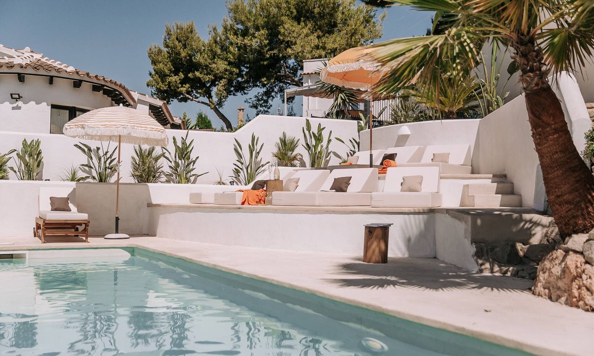 Urbanitzacio la Fustera Villa | Villa 'The June Boutique' with Sea View, Wi-Fi and Air Conditioning