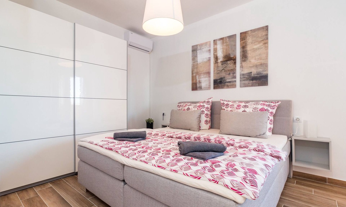 Peroj Villa | Villa Tiana is a new building