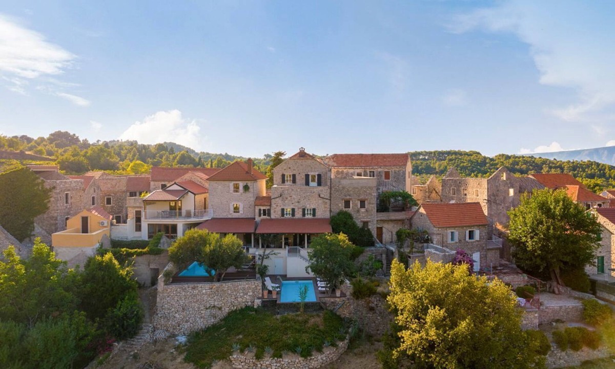 Pitve Villa | Villa Timara - One Bedroom Villa, Sleeps 4