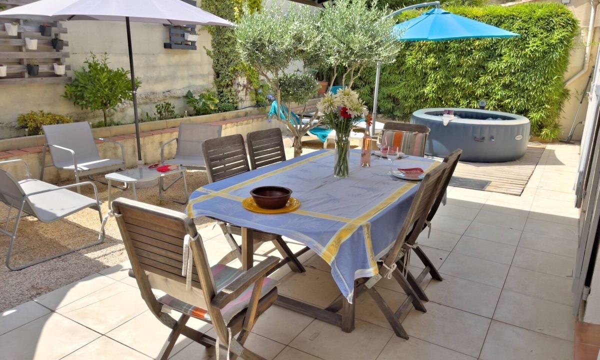 Les Olives House | Villa Tout Confort: Relaxation with Jacuzzi, Barbecue & Air Conditioning - Vacances de Rêve