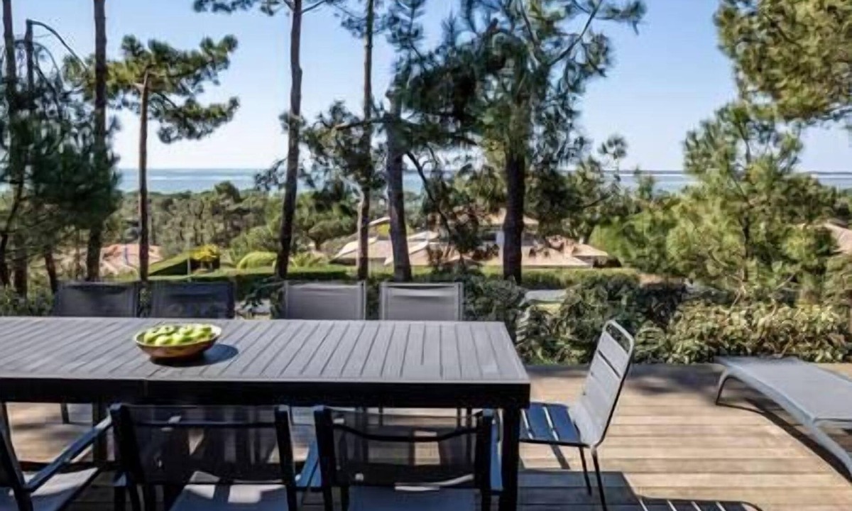 Pyla-sur-Mer Villa | Villa Tramontane panoramic view