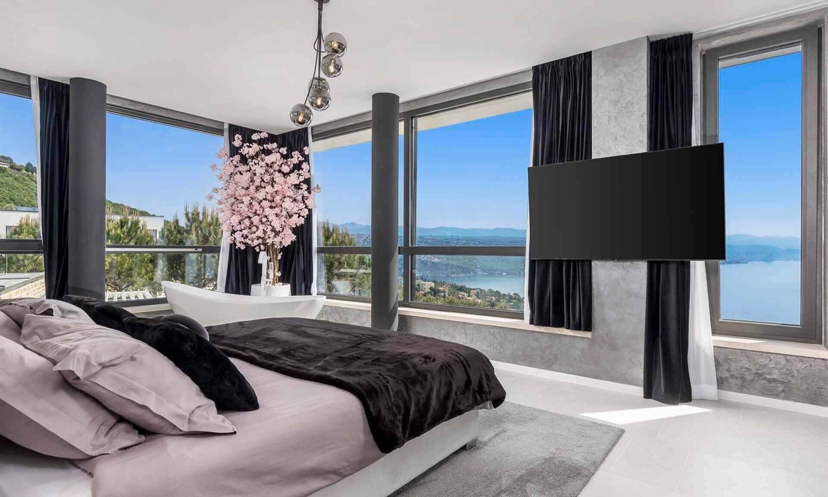 Opatija Villa | Villa Tramontana - Sophisticated Luxury in Opatija