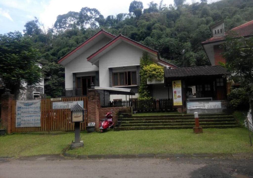 Parongpong House | Villa Triniti Blok i-35