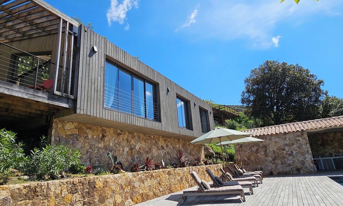 Sollacaro Villa | Villa U Casa Legnu & its sheepfold, high standing, panoramic mountain view