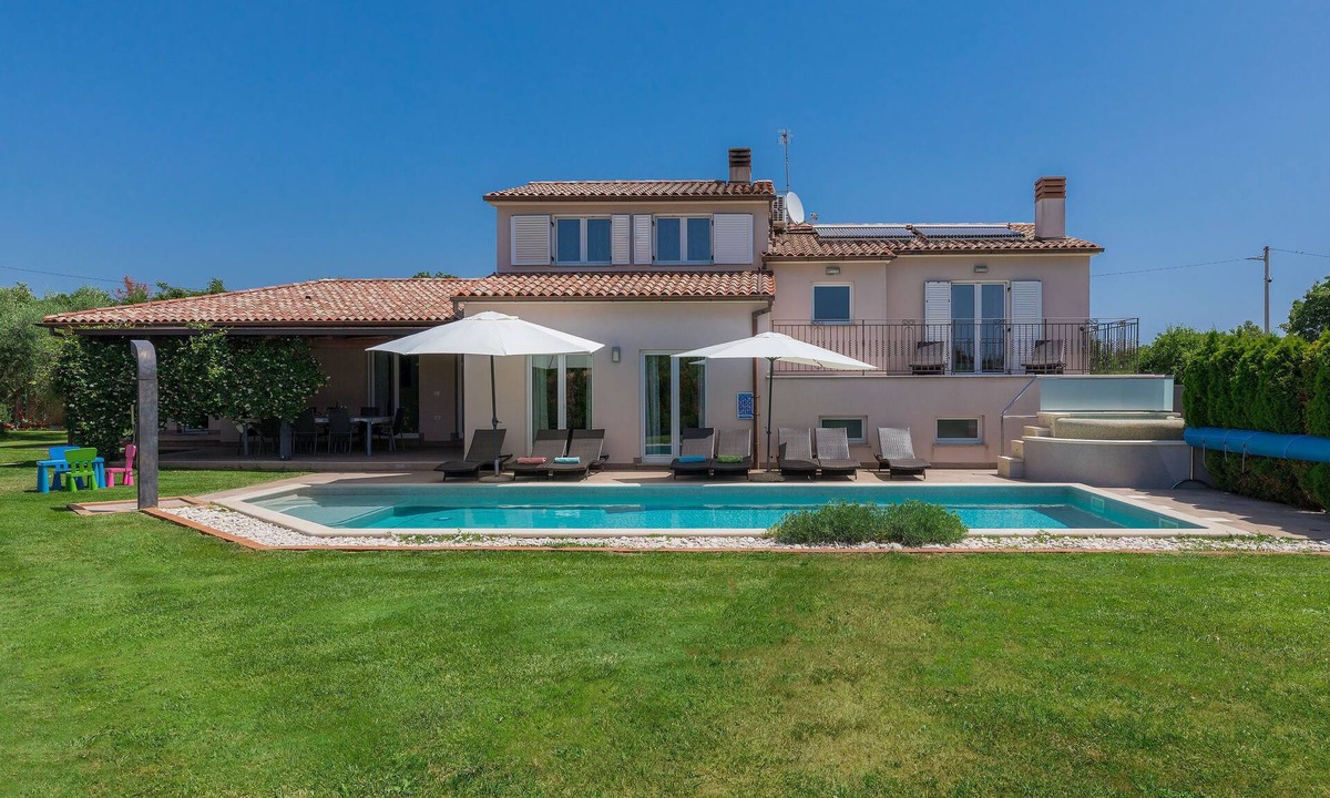 Sisan House | Villa Vela by Interhome