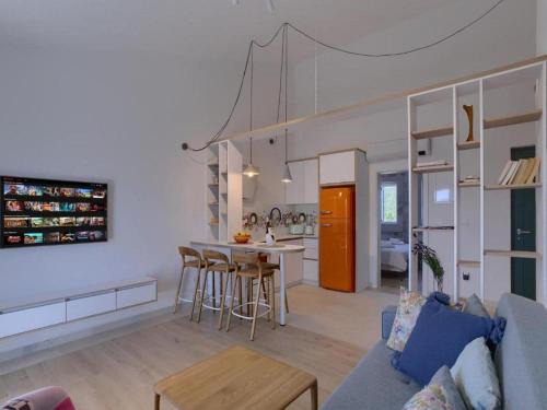 Loviste Villa | Villa Vera -Three Bedroom Villa with Swimming pool
