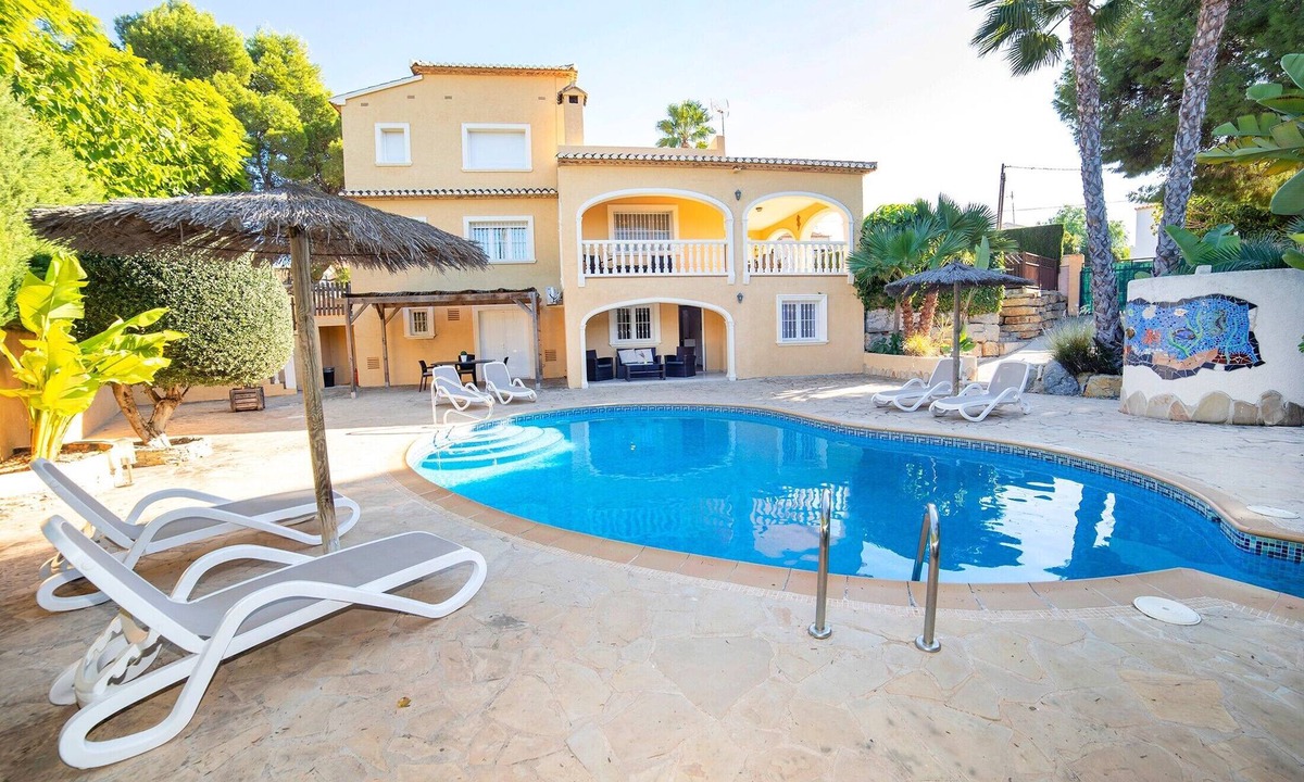 Casas de Torrat Villa | Villa 'Verano' with Private Pool, Wi-Fi and Air Conditioning