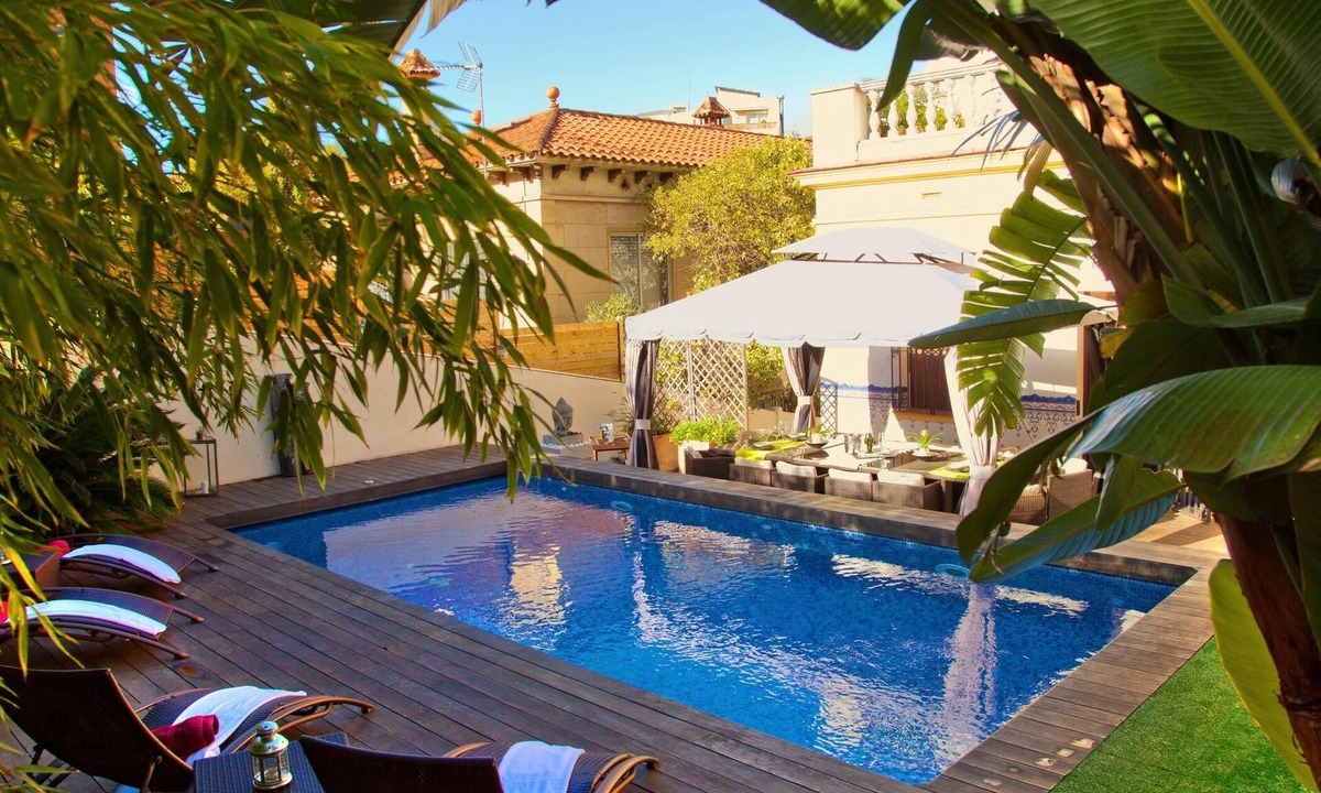 Vilapicina i la Torre Llobeta Villa | Villa Victoria Barcelona: Luxury Villa in Barcelona City