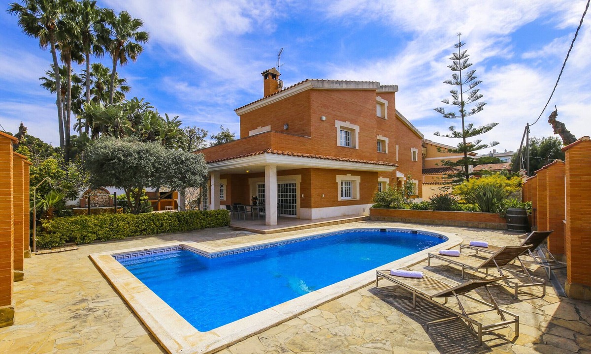 Salou Villa | Villa VILADOMAT - Only Families