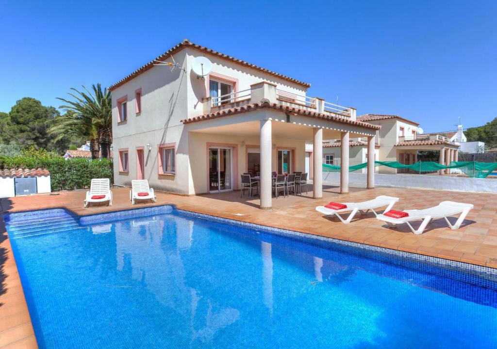 Les Tres Cales Villa | Villa Villa Cala Nova A by Interhome