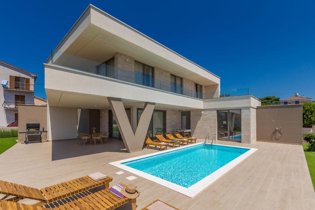 Linardici Villa | Villa VISTA with private pool and sauna