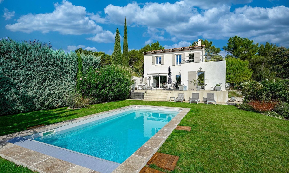 Villelaure Villa | Villa Vittoria, 6-8 ppl. AC & Heated Pool