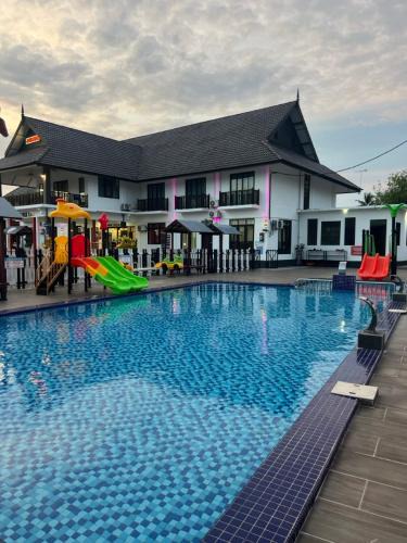 Kampung Merang Hotel | VILLA WANIE INN