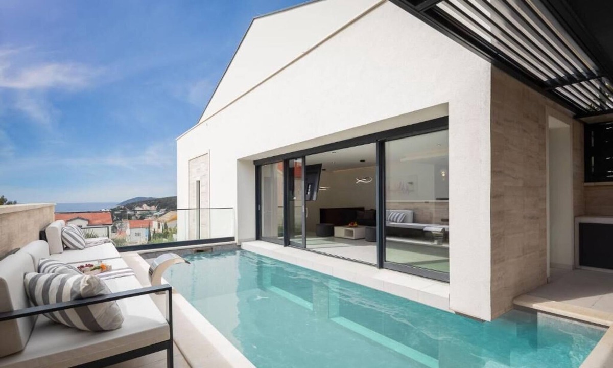 Krizna luka Villa | Villa white royale - with swimming pool room