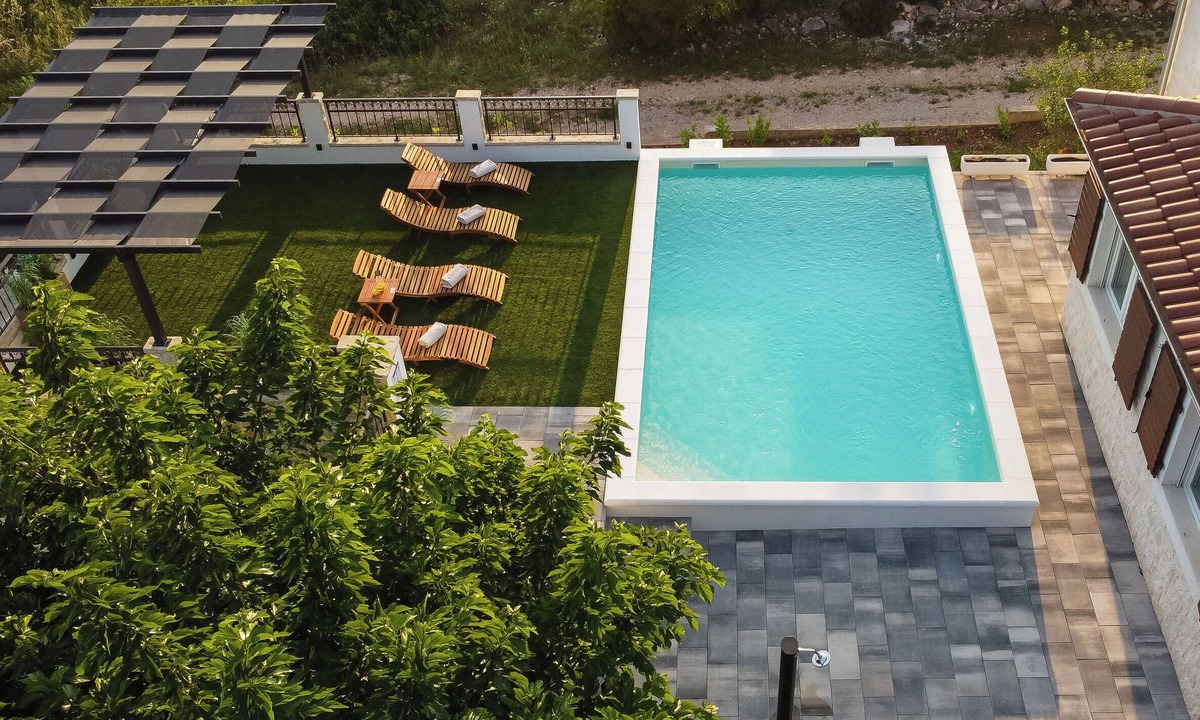 Sibenik House | Villa Whitestone (V9221-K1) - Sibenik