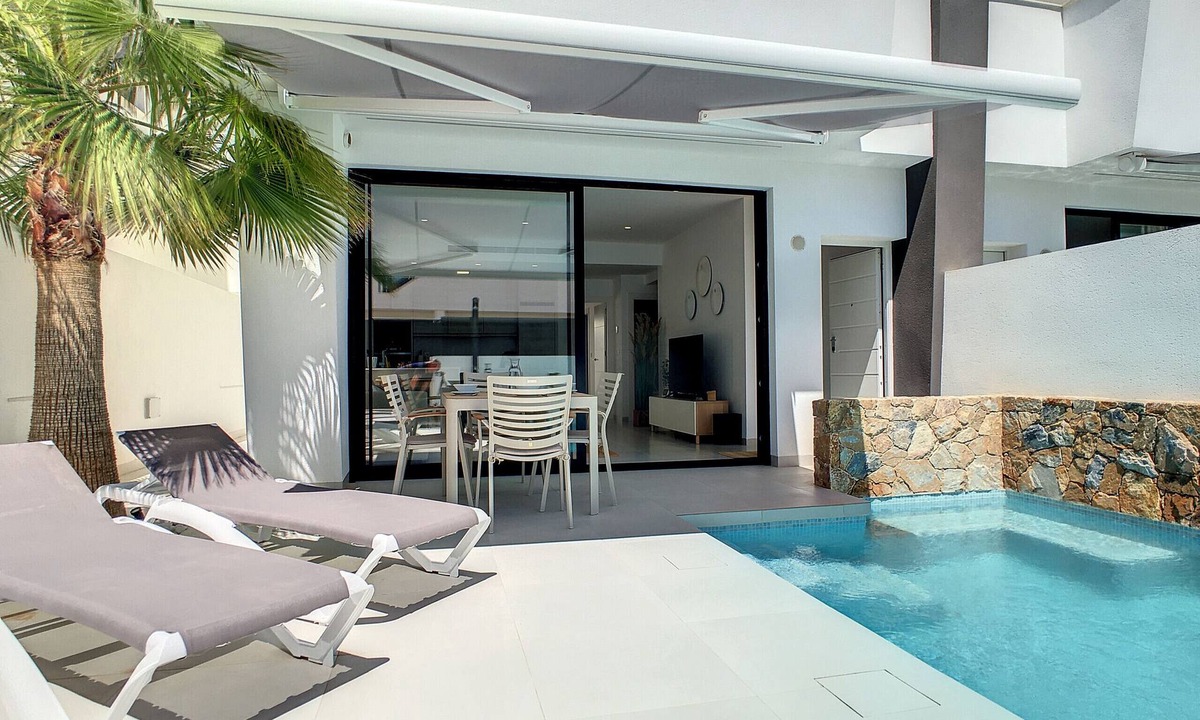 Santiago de la Ribera Villa | Villa with private pool and roof terrace