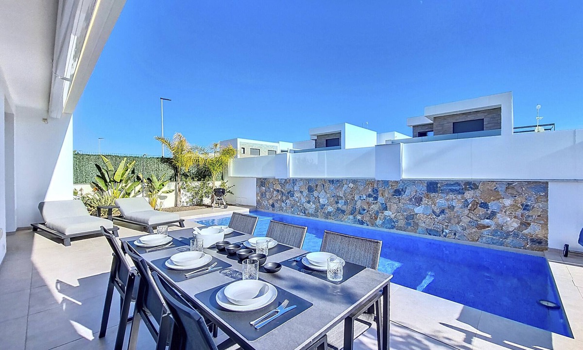 Santiago de la Ribera Villa | Villa with private pool, and terrace, Wi-Fi and BBQ