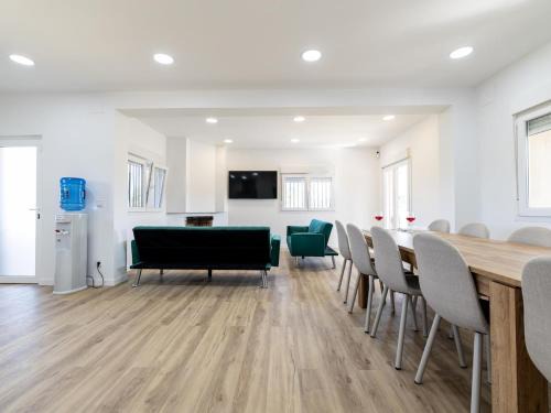 Mont Barbat House | Villa Winahost Sant Cosme con piscina privada