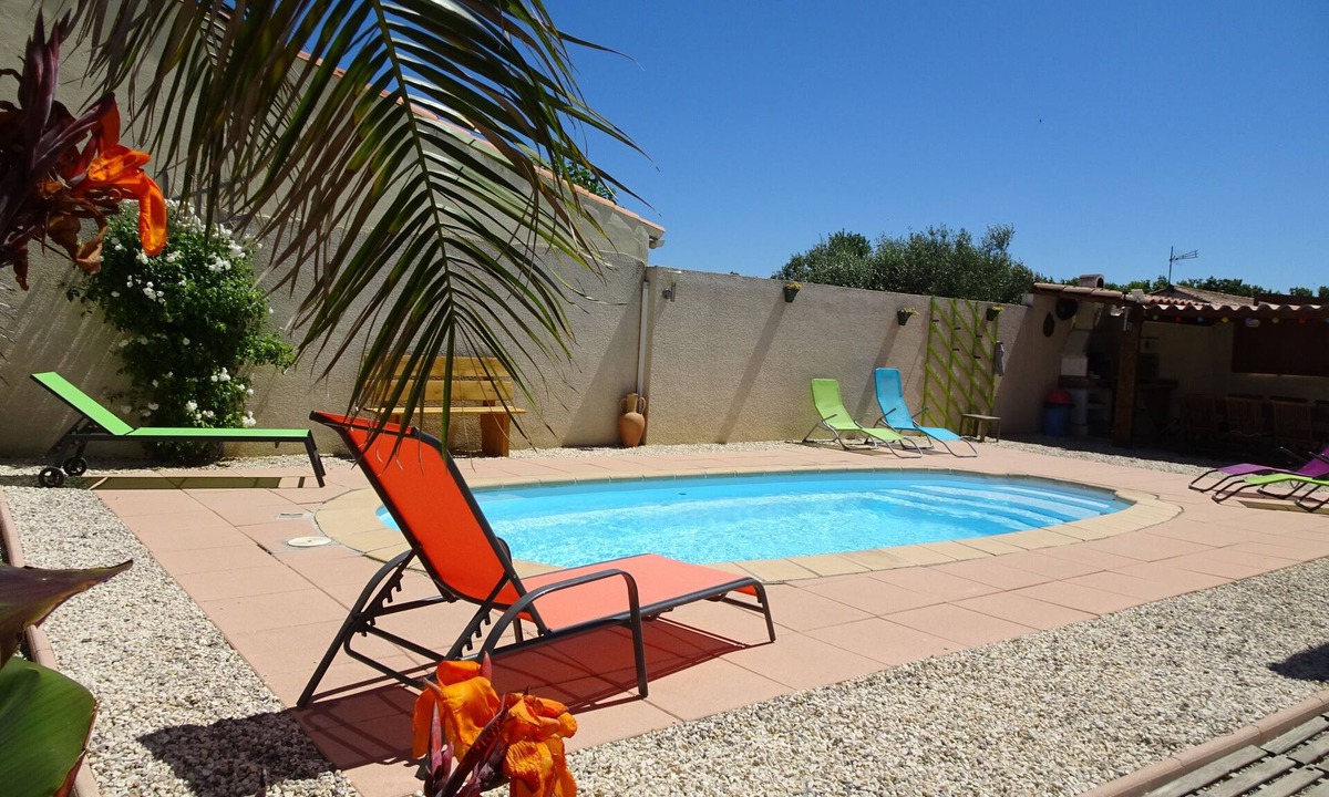 Saint-Marcel-sur-Aude House | villa with pool on fenced plot