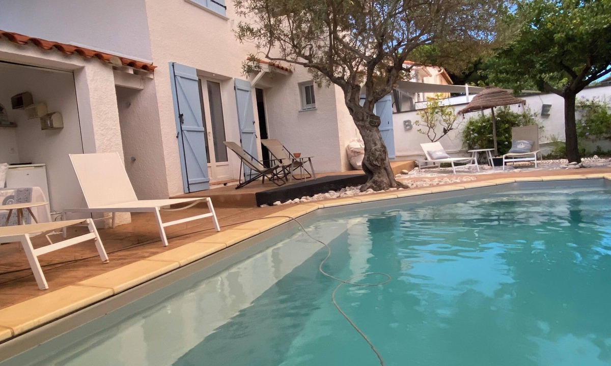 Canet-Plage House | VILLA WITH POOL: WATERFRONT SPIRIT