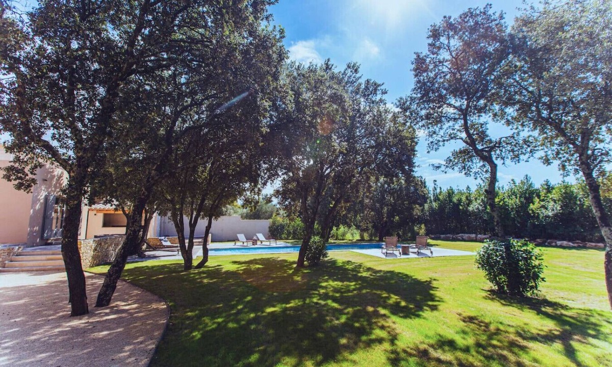 Saint-Siffret Villa | Villa with heated Pool & Gardens near Uzes