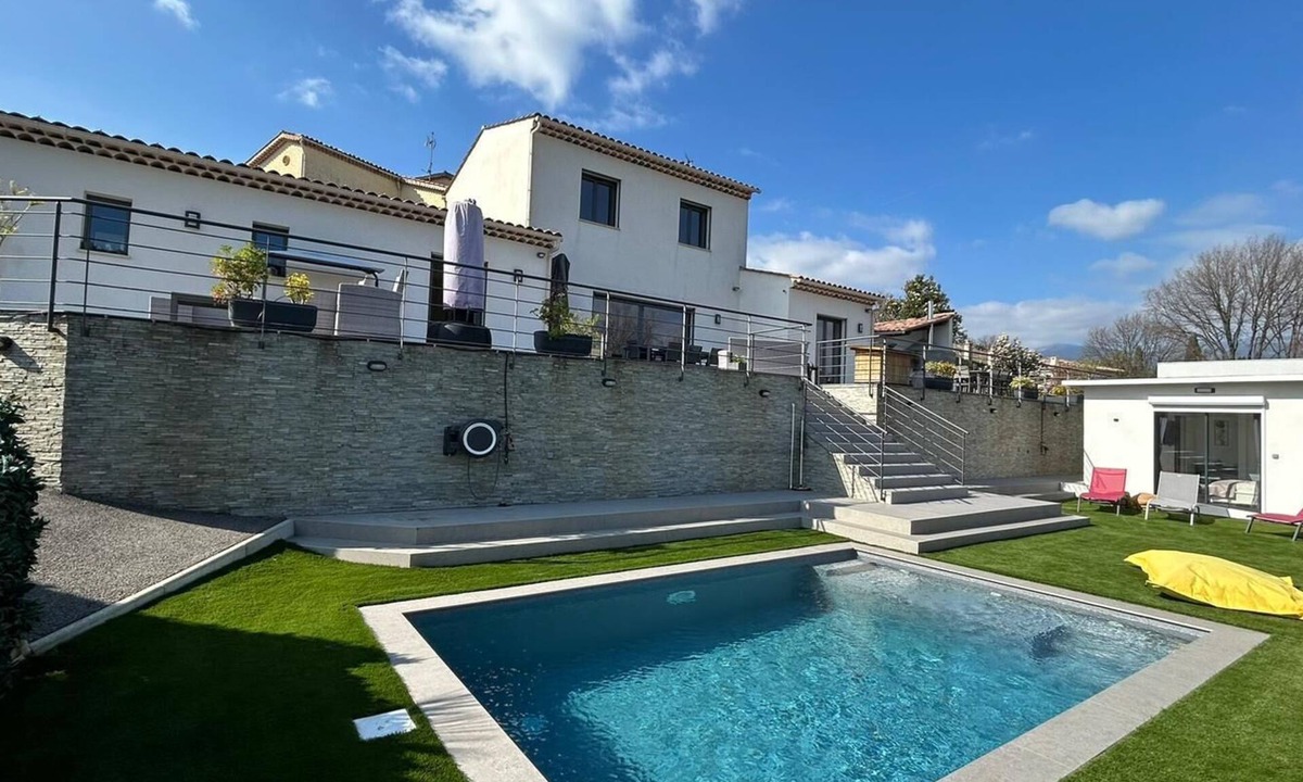 La Colle-sur-Loup Villa | VILLA WITH POOL