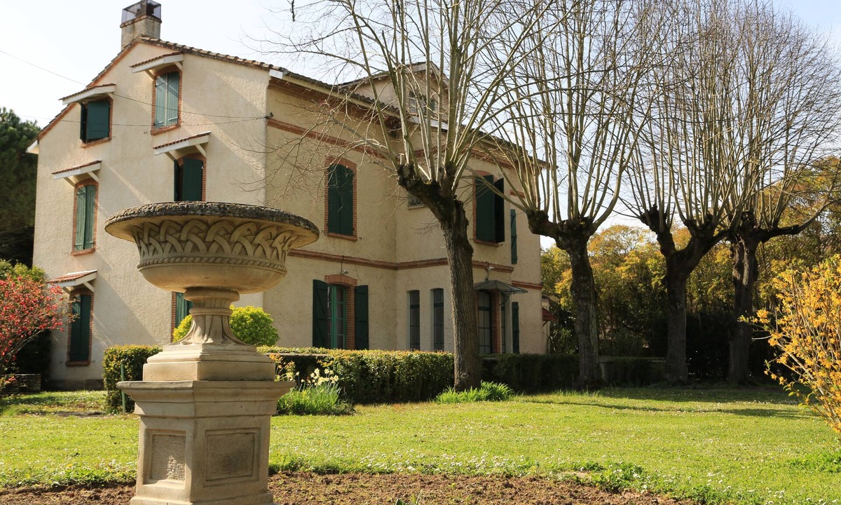 Corbarieu Villa | Villa with pool, Air Conditiong & private cinema. Sleeps 23