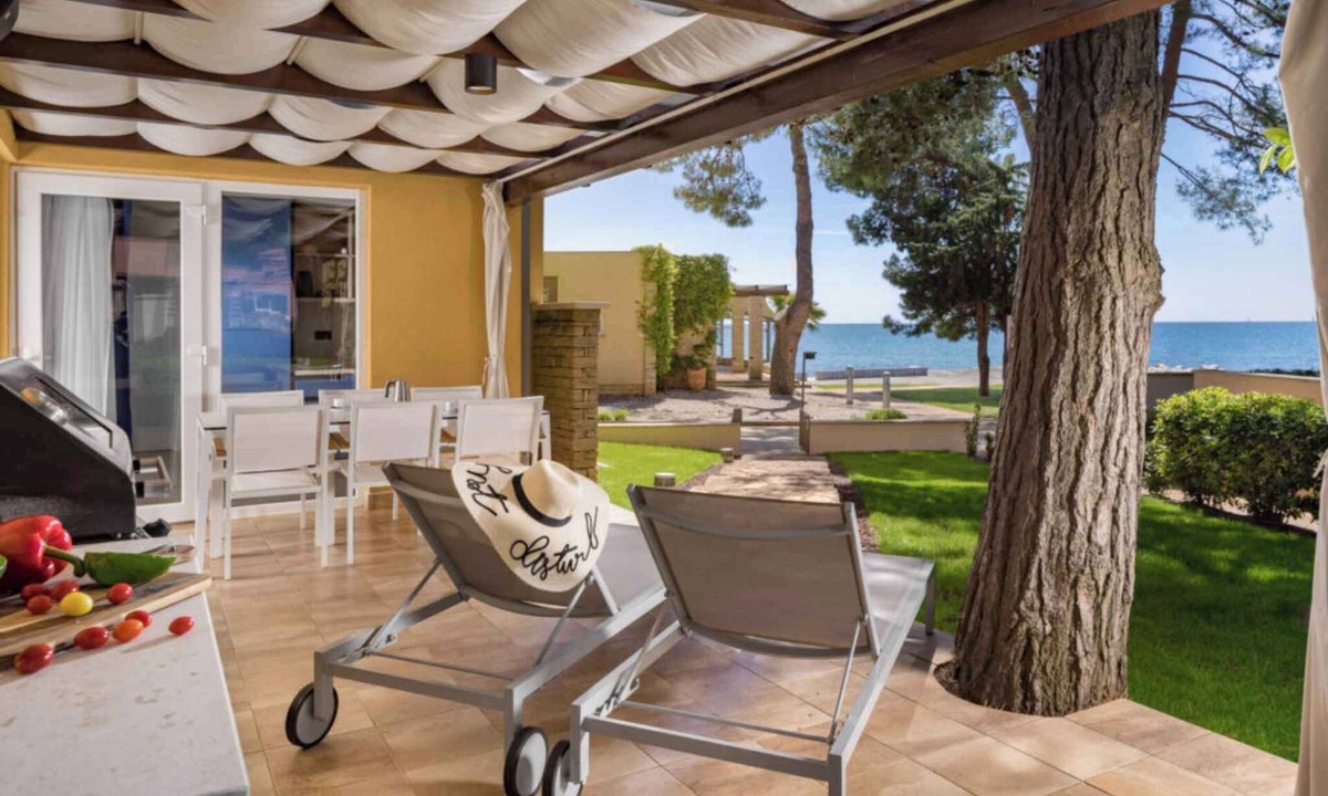 Monterol Villa | Villa with pool for 6 people