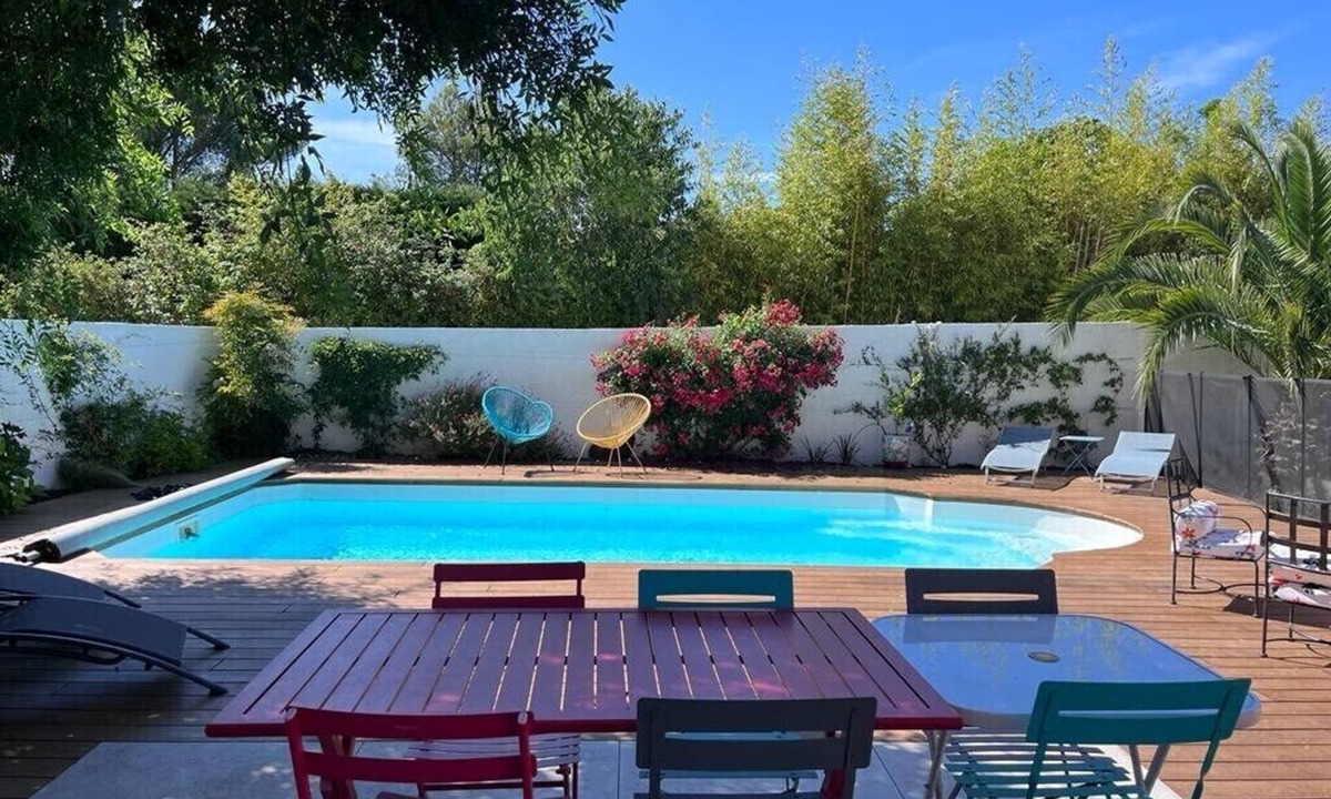 Teyran Villa | Villa with pool