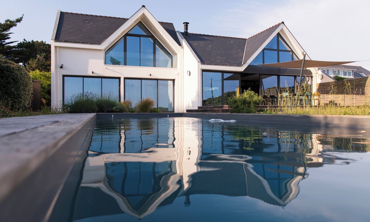 Batz-sur-Mer Villa | Villa with pool, ocean view