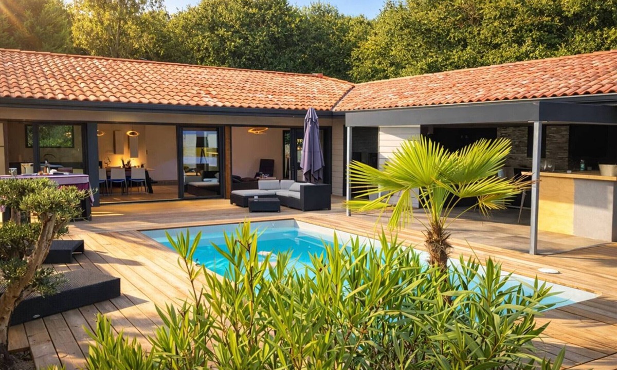 Soustons Villa | Villa with pool, pets welcome - 6 guests