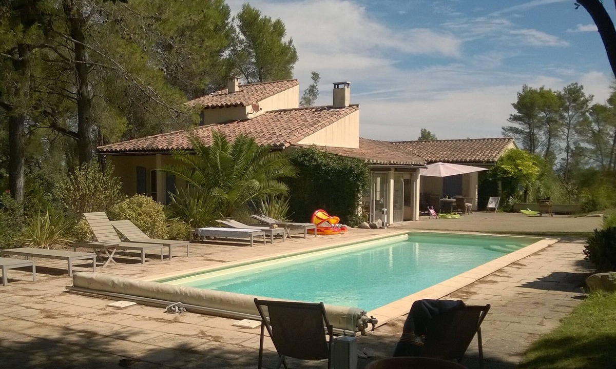 Barbentane Villa | Villa with Pool, Privacy and Magnificent View