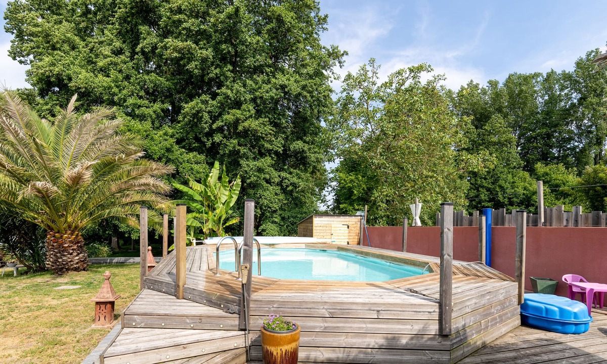 Arthon-en-Retz Villa | "Villa" with Private Pool & Wi-Fi