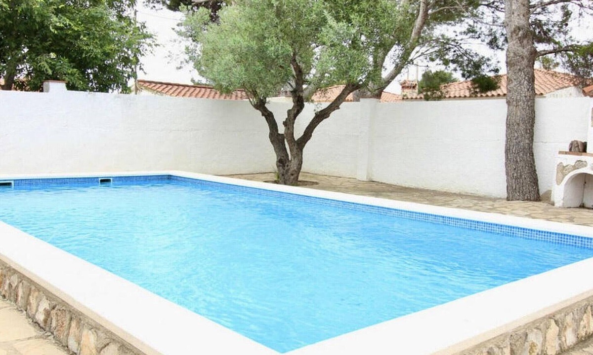 Miami Platja Cottage | Villa with Private Pool in Miami Platja
