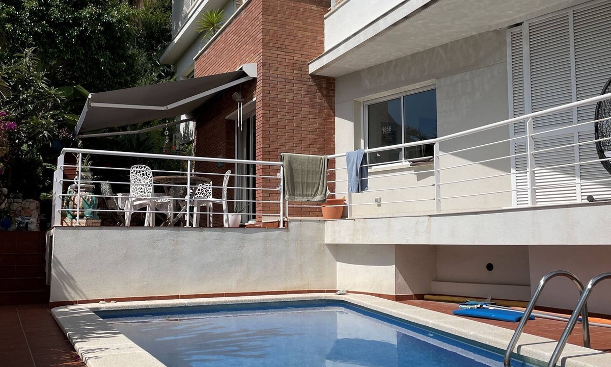 Sitges House | Villa with private pool, sea and mountain views. Walking distance to the beach.