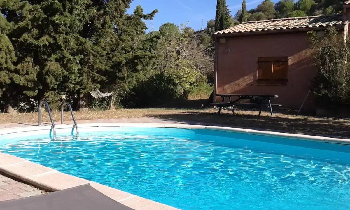 Pieusse Villa | Villa with private pool surrounded by nature