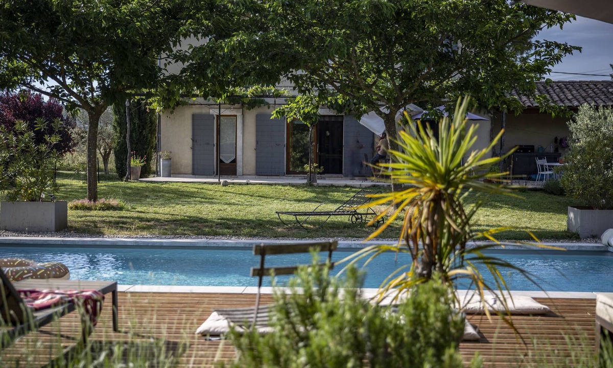 Verfeuil Villa | Villa with Provencal charm