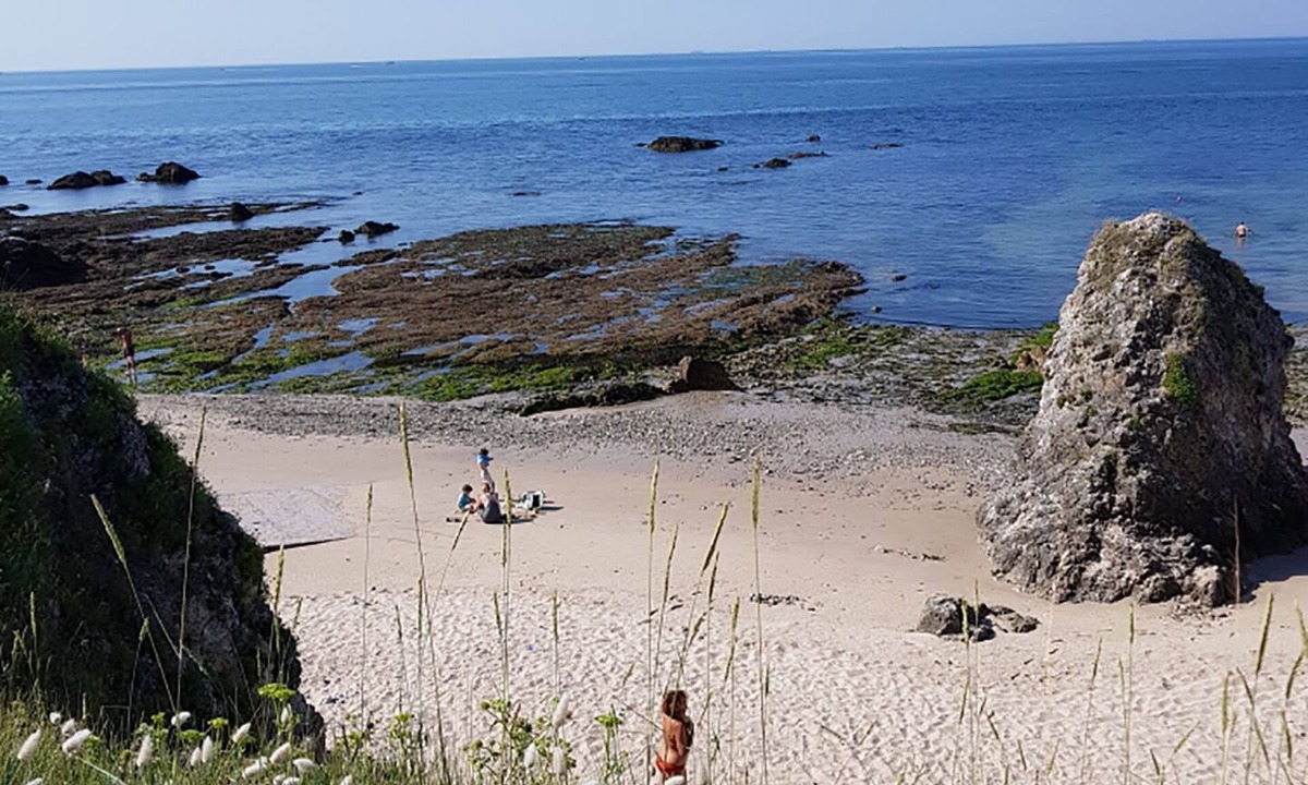 Le Pouliguen House | Villa with sea view, 30 metres from the beach and 10 minutes from La Baule