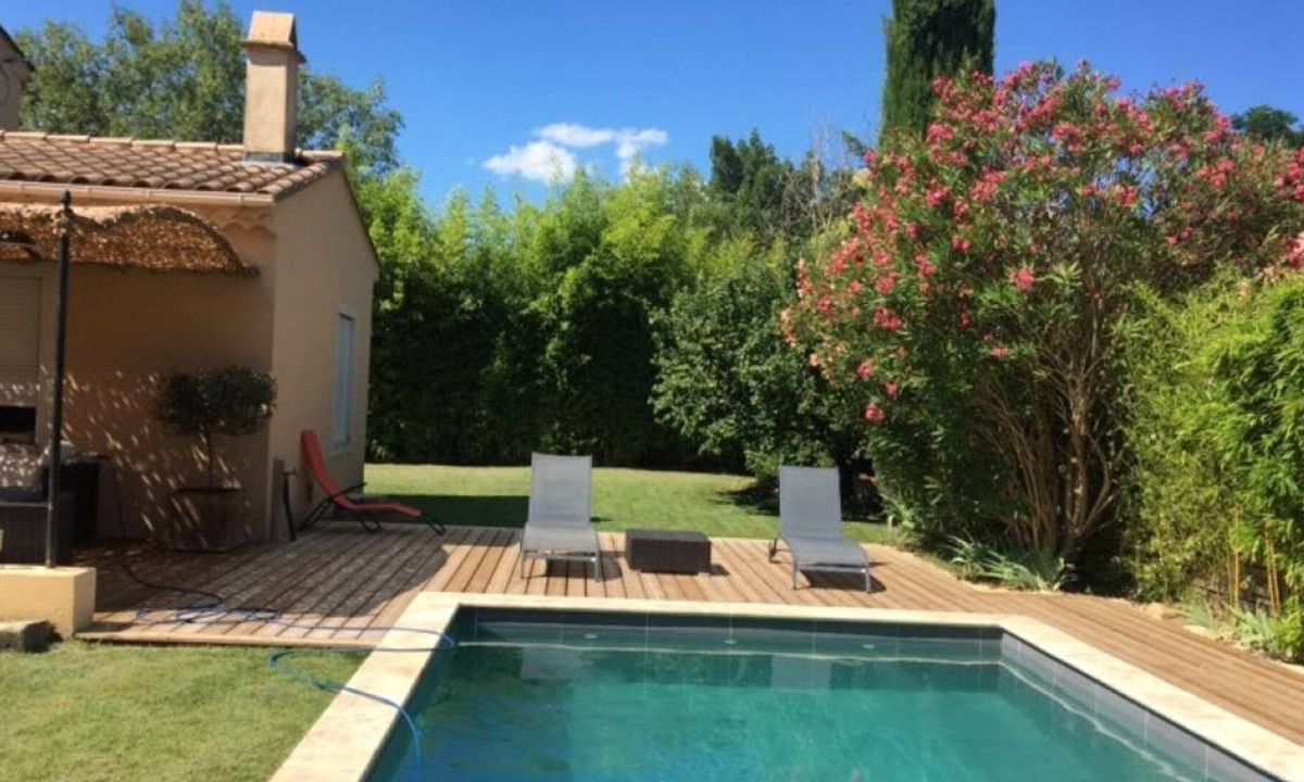 Mondragon Villa | Villa with swimming pool in PONT SAINT ESPRIT near the Gorges de l'Ardeche