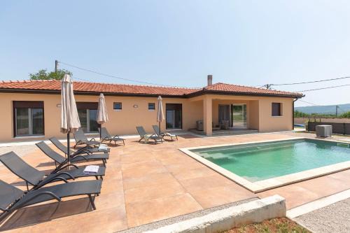 Topid Villa | Villa Xenia